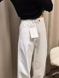 高腰显瘦白色牛仔裤女秋季原宿风直筒裤宽松小众设计感上衣ins潮