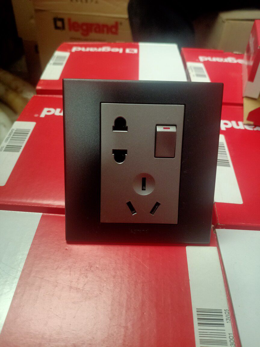 TCL罗格朗开关插座奥特镁色一开五孔二三插带开关墙壁电源面板86