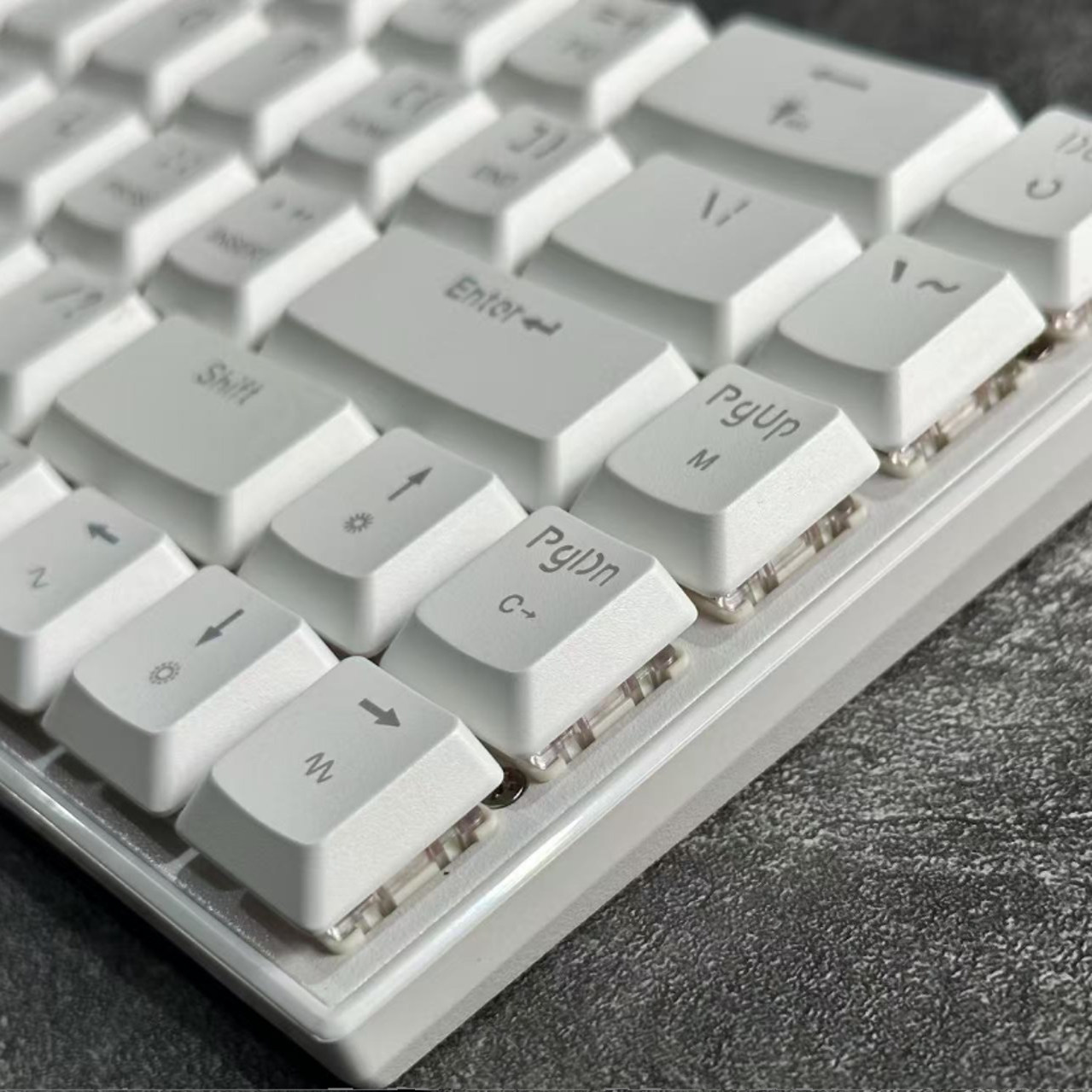 矮轴打字轻松薄键盘有线