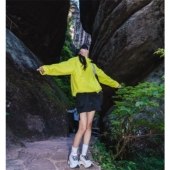 生哥家 户外防风雨冲锋衣外套 撤柜订单男女款 可真绝 白捡一样