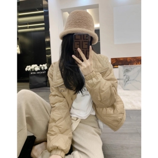 生哥家  年末清仓！值哭了啊！女士百搭翻领轻便保暖羽绒服外套