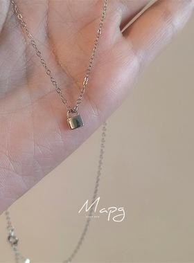 法式简约小银锁项链纯银