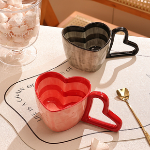 爱心马克杯陶瓷网红可爱水杯女士精致咖啡杯大容量情侣杯子高颜值