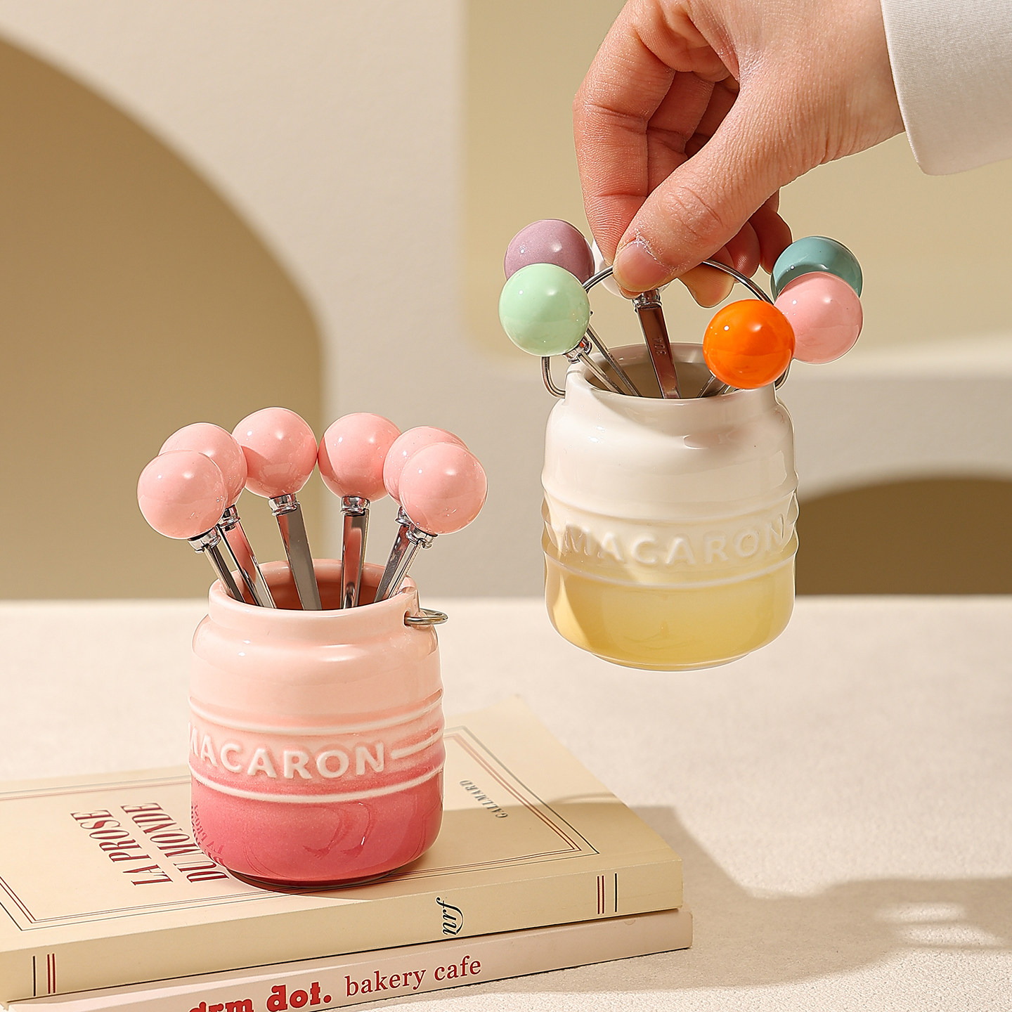 鹿谷川水果叉子套装304不锈钢高颜值水果签甜品叉渐变色的收纳罐,餐饮具,水果叉/水果签,淘宝优惠券,粉丝福利购,淘宝优惠卷