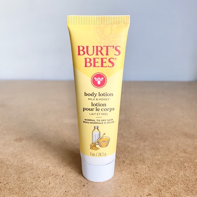 美国BURTS BEES小蜜蜂 牛奶+蜂蜜身体乳28.3g 整日保湿孕妇适用
