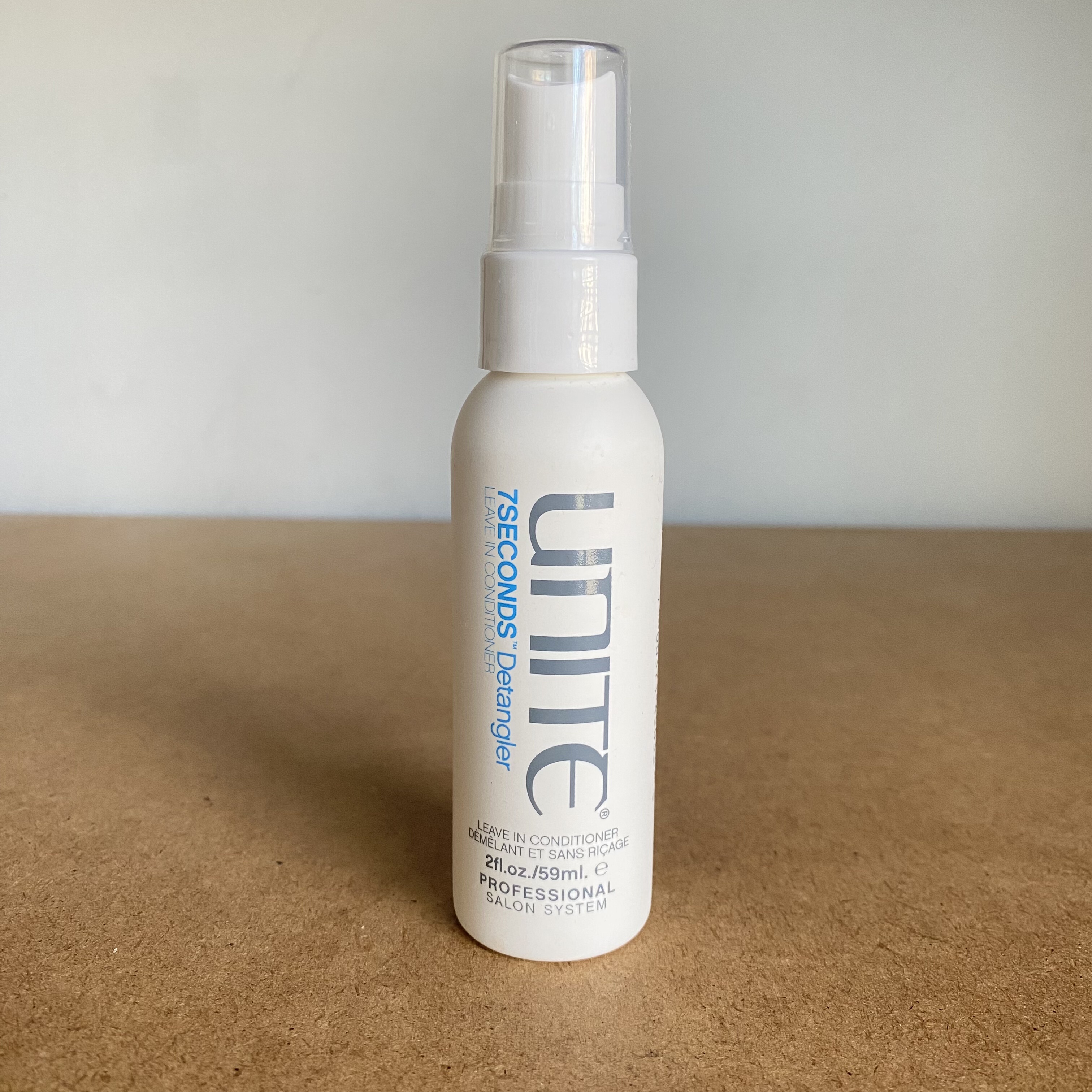 现货！美国UNITE Hair 7SECONDS 7秒滋润保湿有光泽护发素58ml