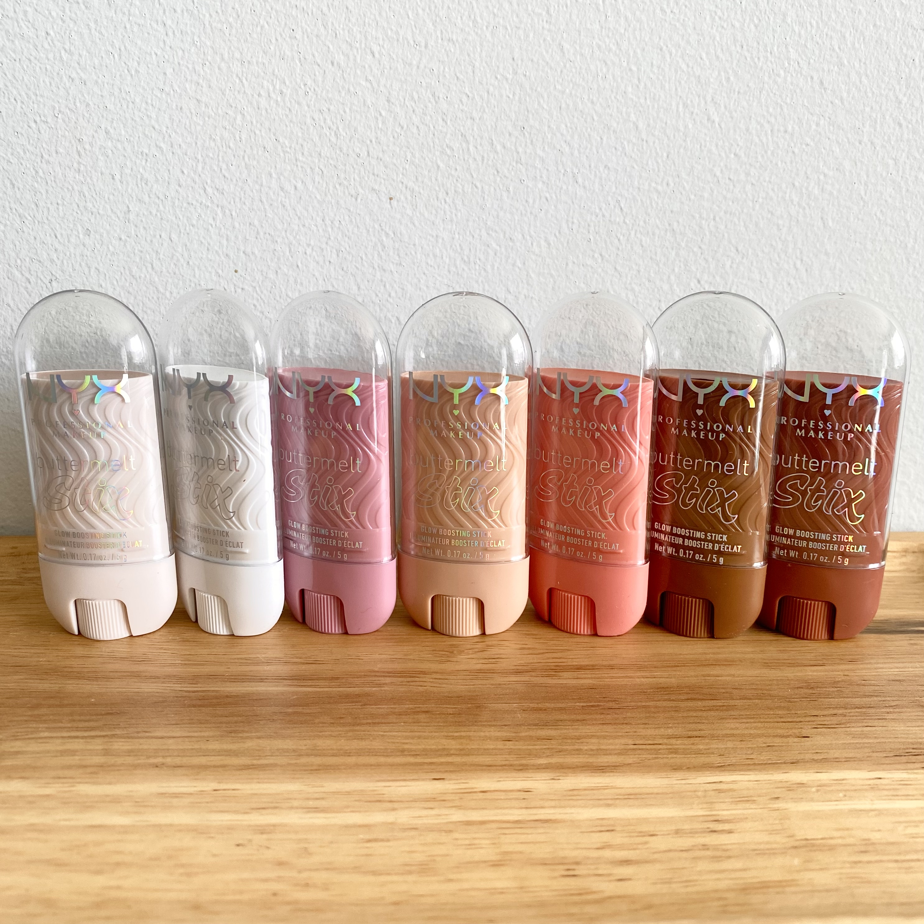 现货美国NYX黄油腮红高光棒Buttermelt Glaze Stix白女元气高光膏