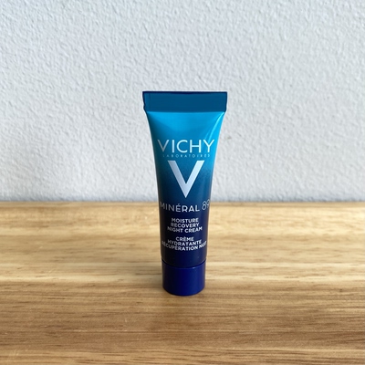 现！美版Vichy薇姿 89矿物保湿晚霜3ml小样 夜间修护冻膜面霜啫喱