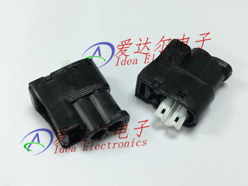7283-8226-30 矢崎/YAZAKI 连接器 2P外壳 护套 进口原装正品