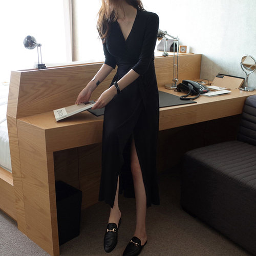 2026春夏连衣裙女神显瘦修身性感