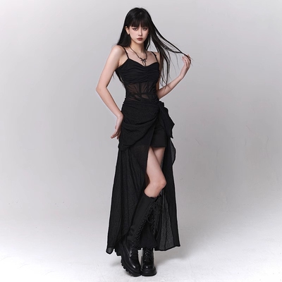 暗黑风吊带无袖风情万种礼服