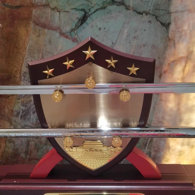 天下第-刀刀架 盾牌架指挥刀升旗仪杖刀学校单位可用未开刃