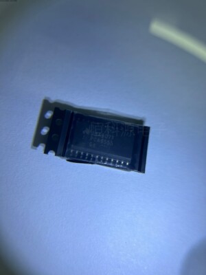 RN1001新货MBRS1100T3G   SMB