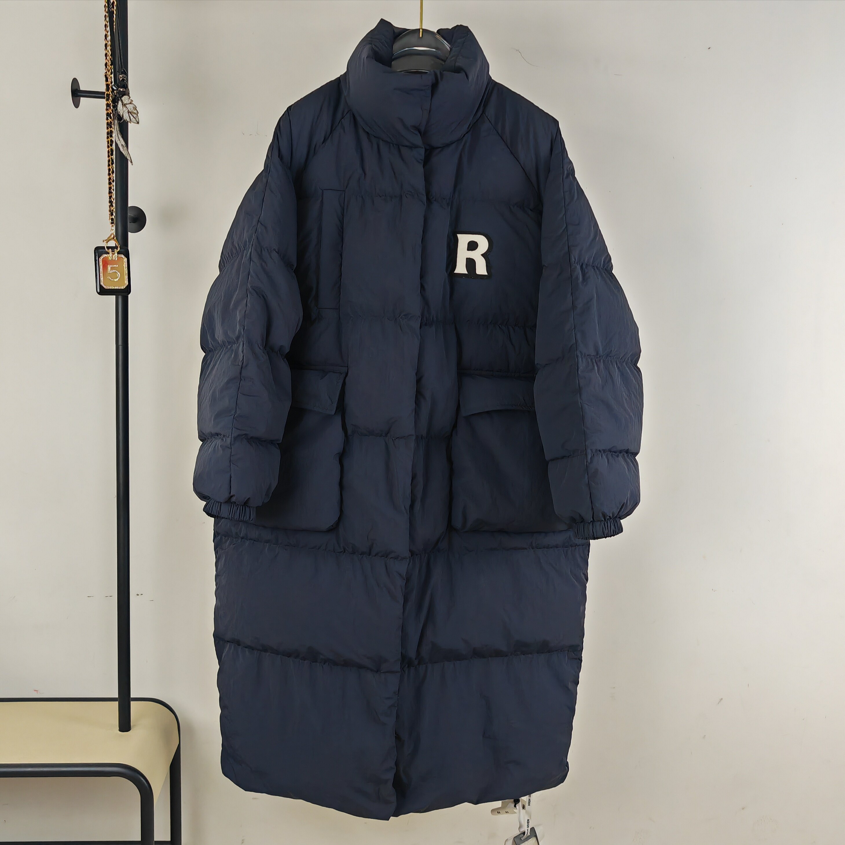 欧洲站2024冬季新款连帽长款羽绒服女过膝时尚款显瘦保暖羽绒服潮