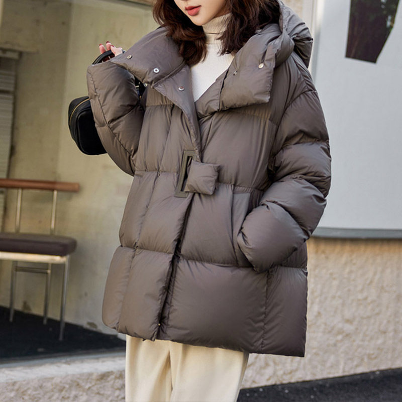 2026秋冬季新款羽绒服女连帽江南同款轻柔软蓬松斗篷鸭绒保暖外套