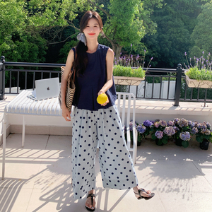 韩系休闲设计感套装女夏季2025新款领口飘带背心波点阔腿裤两件套图片