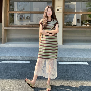 2025夏季新款设计感小众撞色条纹短袖T恤女蕾丝半身裙套装两件套图片