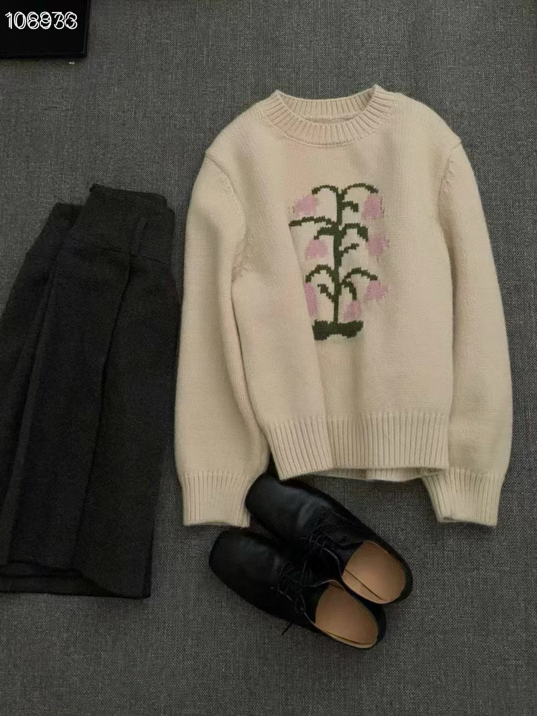 温柔毛衣铃兰花提花百搭羊毛衫
