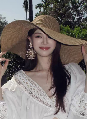 2026法式复古草帽女夏季加大帽檐遮阳防晒沙滩赫本度假风草编帽子