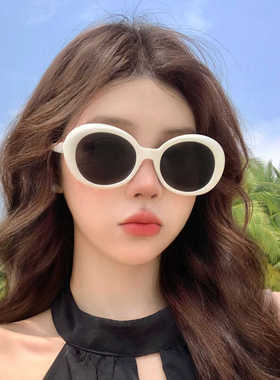 新款白色猫眼墨镜女美式复古辣妹网红眼镜潮流防紫外线海边太阳镜