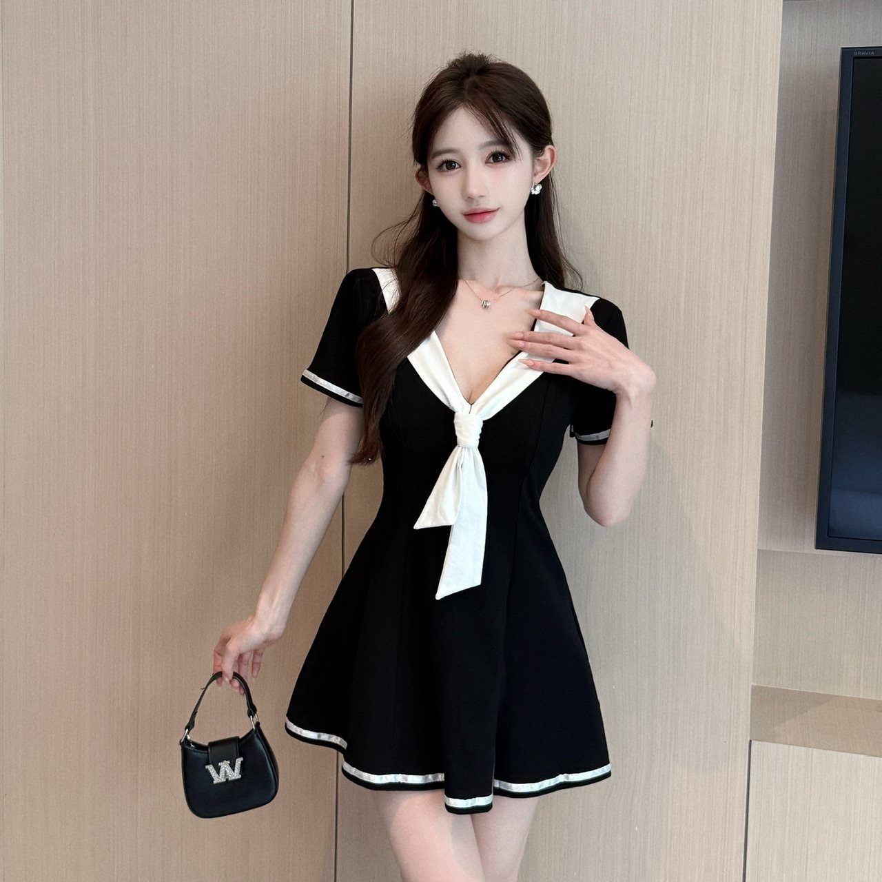 2026春季新款学院风辣妹少女性感短款制服工装收腰显瘦大摆连衣裙