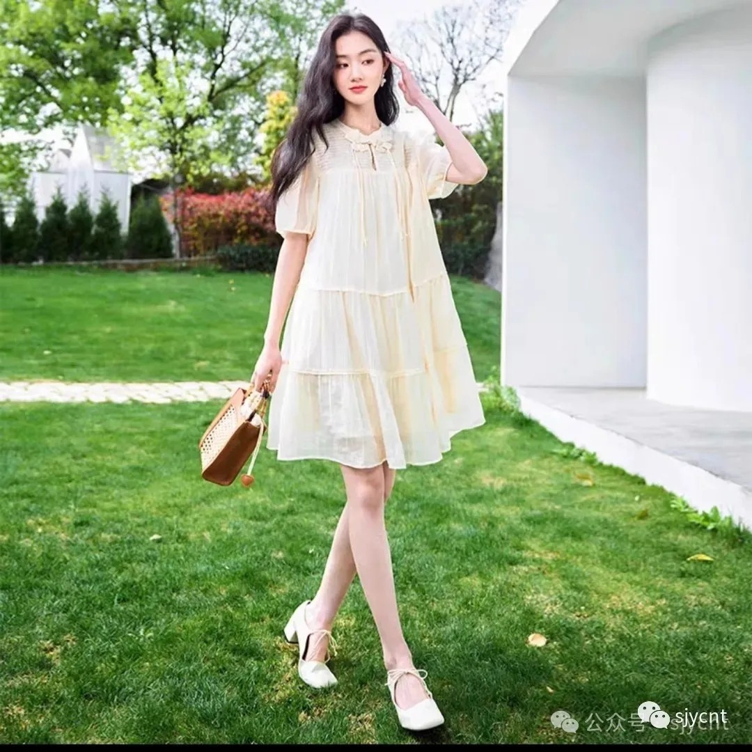 连衣裙 时尚新款甜美可爱花朵装饰宽松感层层拼接 蛋糕蓬蓬裙0.27