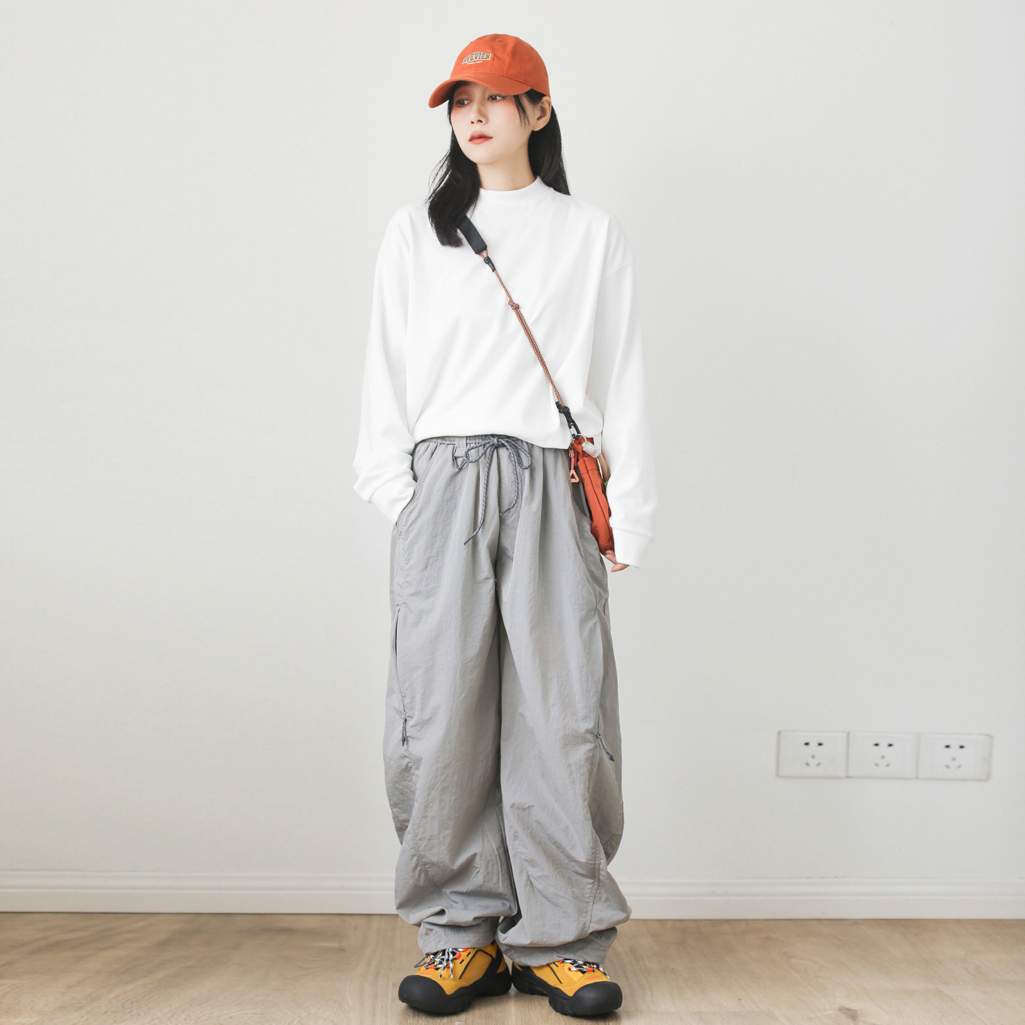 山系户外风加绒徒步登山裤女秋冬