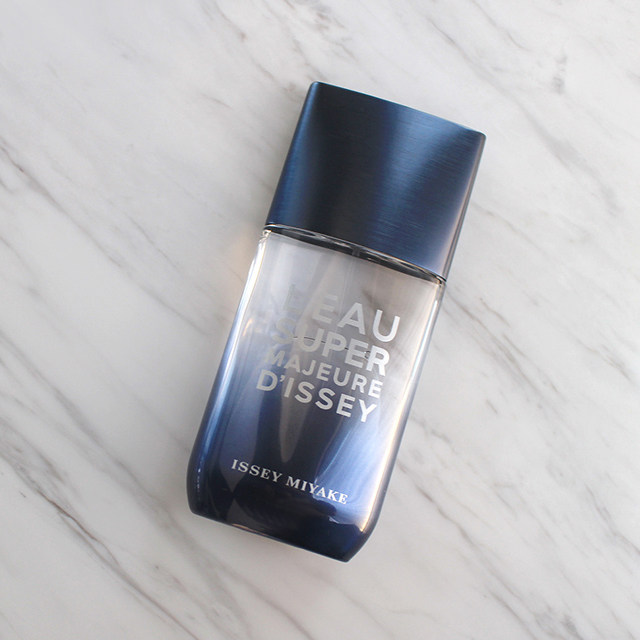 Issey Miyake 三宅一生 Majeure 力量之水木质调男士淡香水 - 实物图