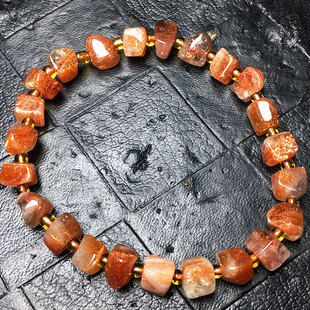 走量天然太阳石手链金沙草莓晶随形橙红色水晶情侣款单圈手串饰品
