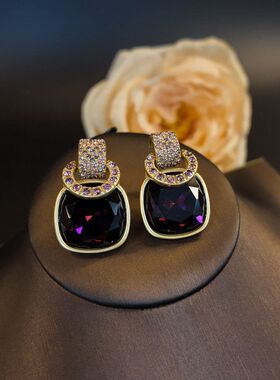 高级感紫色莱茵石方糖扣环满镶耳钉女复古气质时尚通勤饰品GH