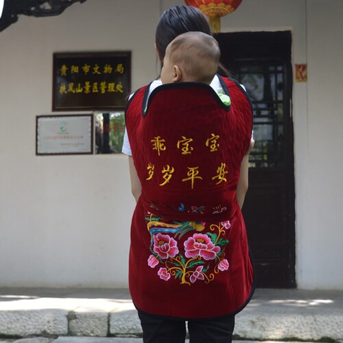 刺绣花小孩子秋冬厚款婴儿背带