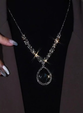 微镶锆石水滴款毛衣链女百搭项链