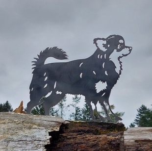 逼真的吉娃娃犬金属雕塑户外园林装饰摆件铁艺宠物狗剪影纪念墓碑