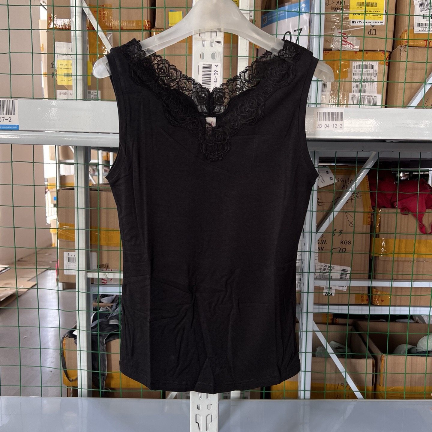 黛*芬秋冬恒温棉柔舒适V领打底保暖女士背心H000102 no退换,女士内衣/男士内衣/家居服,保暖背心,淘宝优惠券,粉丝福利购,淘宝优惠卷