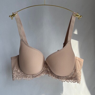 黛安F逆龄清新大胸薄款蕾丝U型美背内衣女16-8802no退换