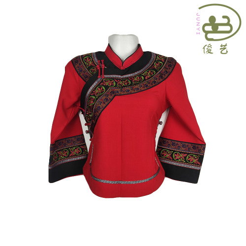 贵州2021新款少数民族服装正版显瘦布依族女装壮族古典舞秧歌服 - 封面