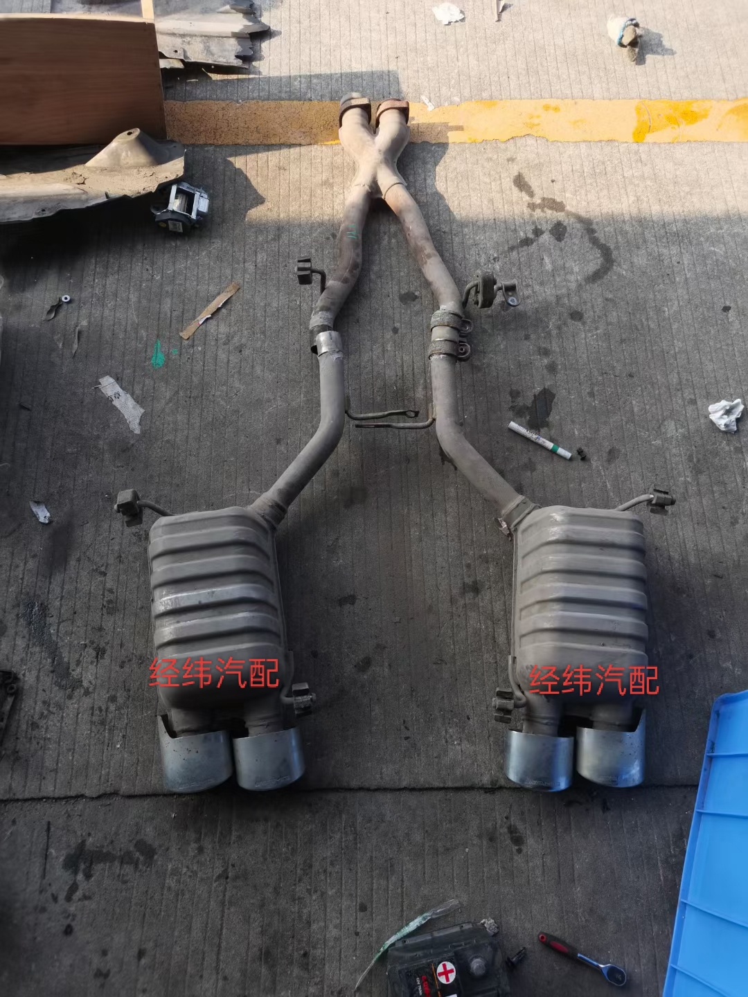 奔驰 SLK200 SLK300 SLK350 SLK55 AMG R171 四出排气管 消声器