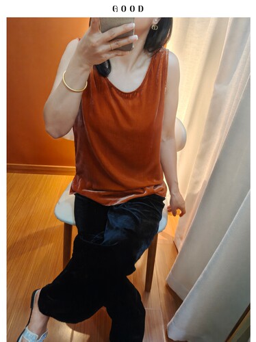 丝滑真丝丝绒低圆领显瘦吊带背心