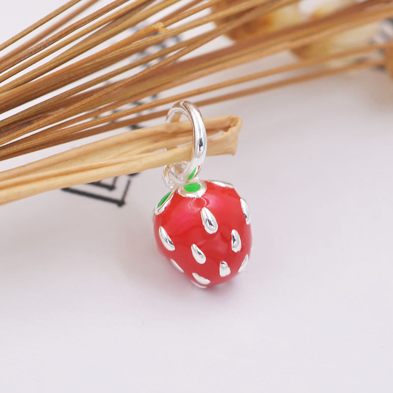 纯银滴胶小草莓水晶项链饰品配件