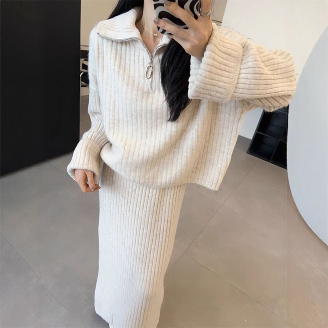 慵懒风半拉链翻领毛衣套装女秋冬季韩版宽松休闲针织半身裙两件套