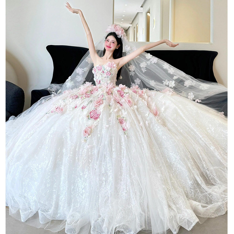 抹胸轻婚纱甜美立体花拖尾礼服