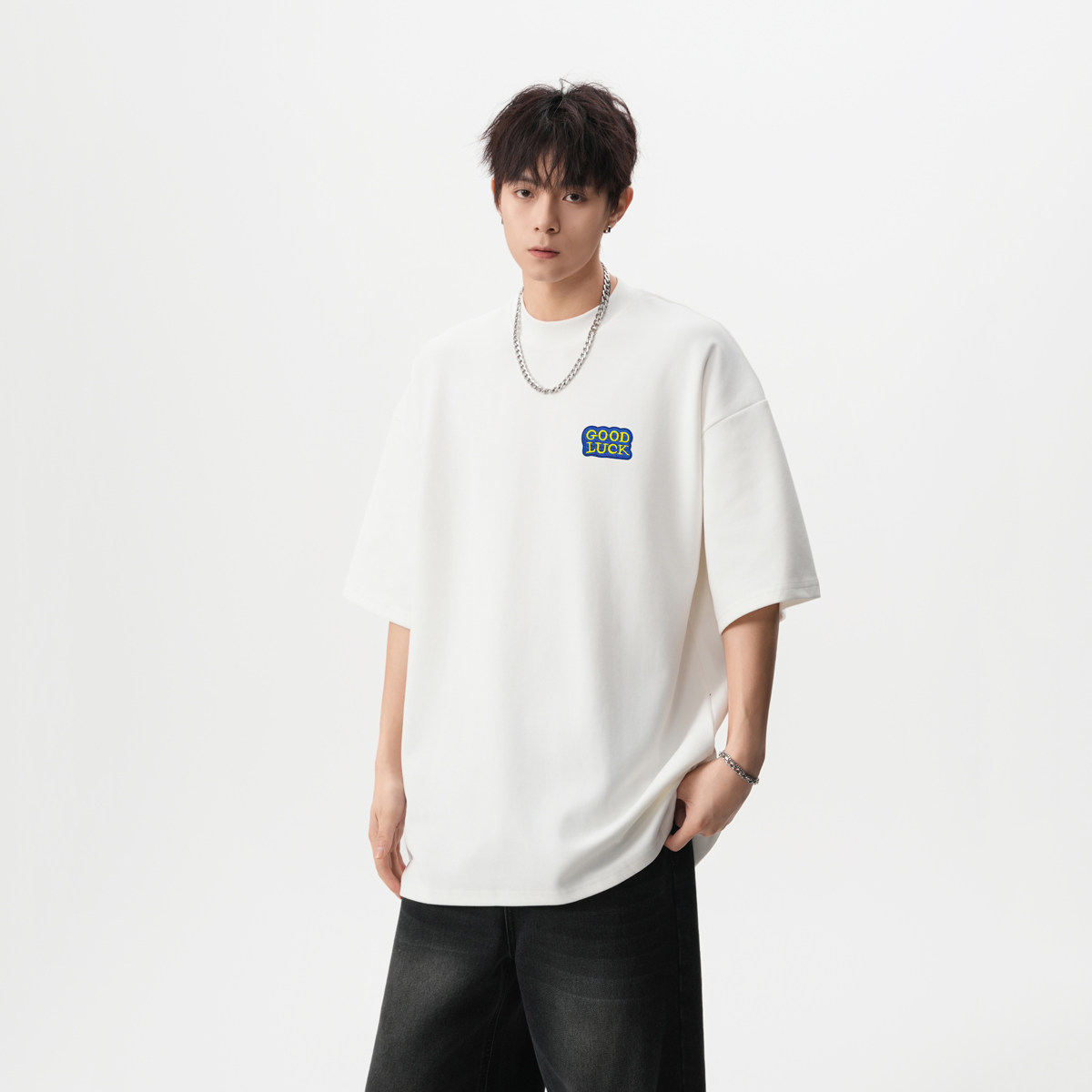 现货2025夏字母刺绣标宽松圆领短袖T恤情侣A025-T7648-P25控38,男装T恤,电商A025