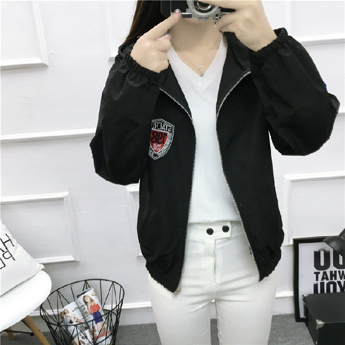 Real shot 2021 spring new BF Harajuku short letter pasted printed student short sunscreen coat