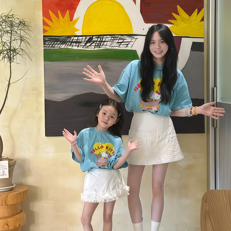 不一样亲子装母女款2026新款夏季网红高端炸街纯棉卡通短袖T恤潮