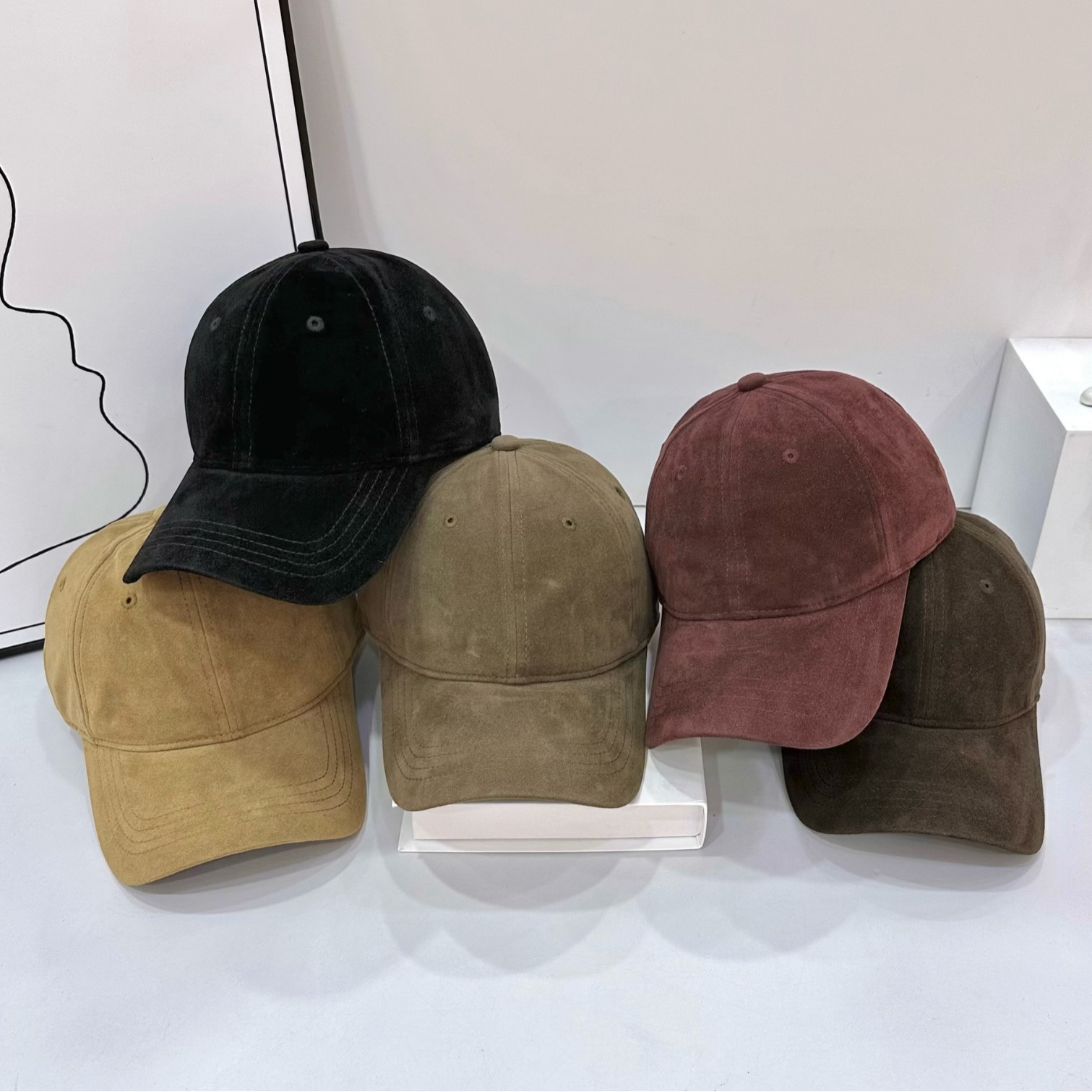 出口日韩复古麂皮绒棒球帽女秋冬时尚百搭显脸小鸭舌帽休闲遮阳帽