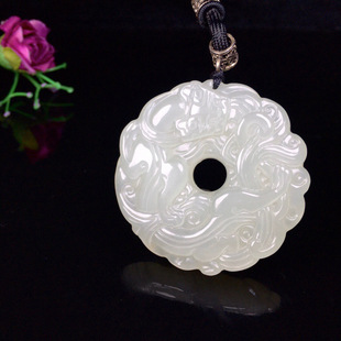 天然和田玉玉佩双面雕刻牌子把件手牌貔貅玉石吊坠貔貅平安扣吊坠