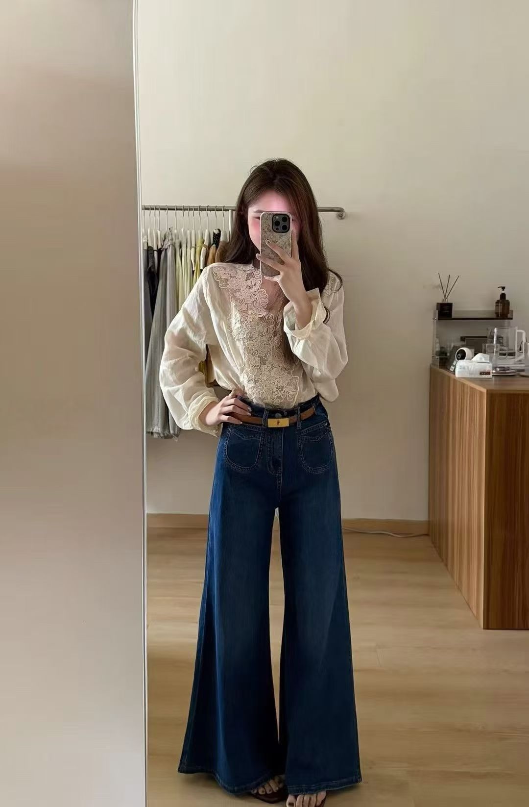 美式复古新款口袋设计感高腰显瘦百搭宽松垂感阔腿微喇叭牛仔裤女