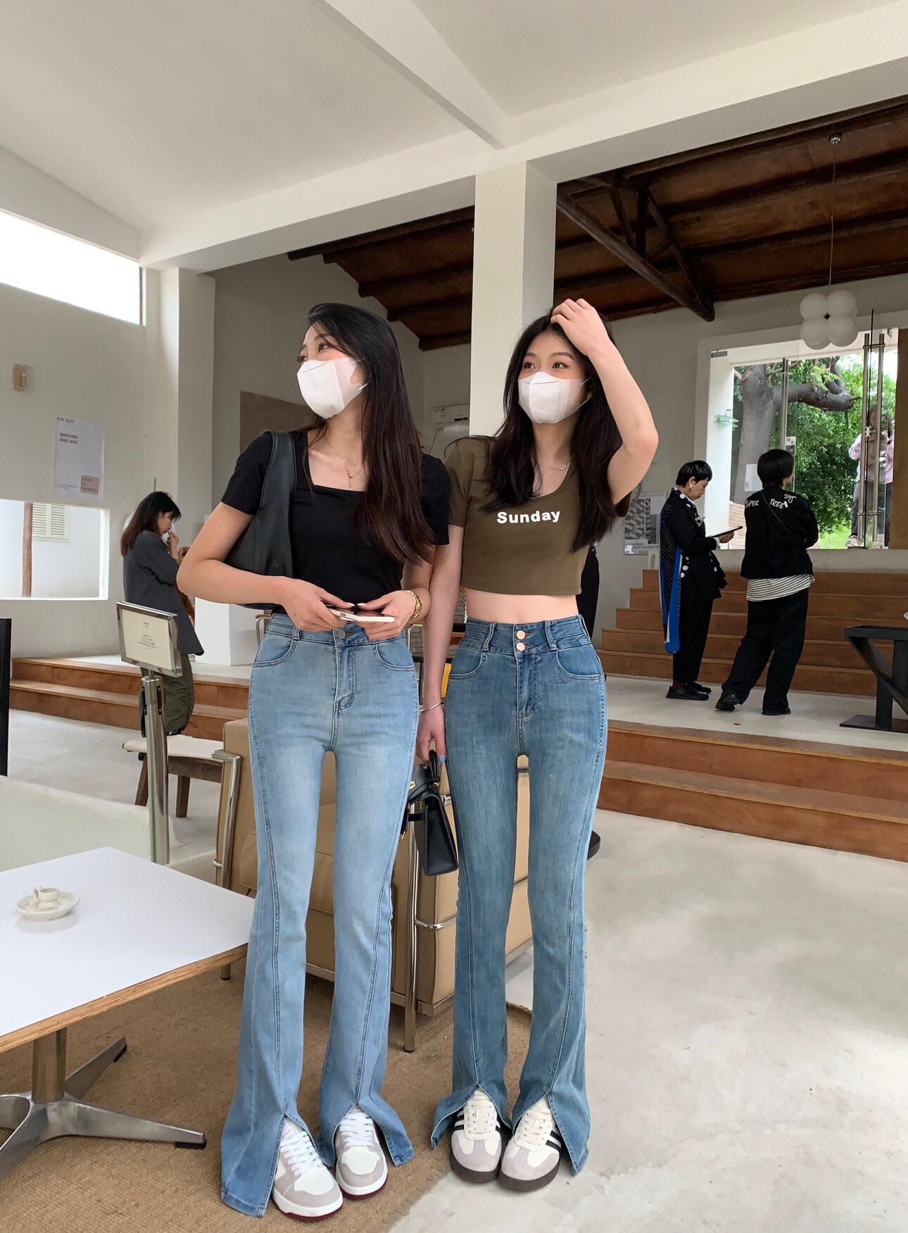 ins高腰拖地直筒牛仔裤女夏季2026新款收腹辣妹紧身显瘦微喇叭裤