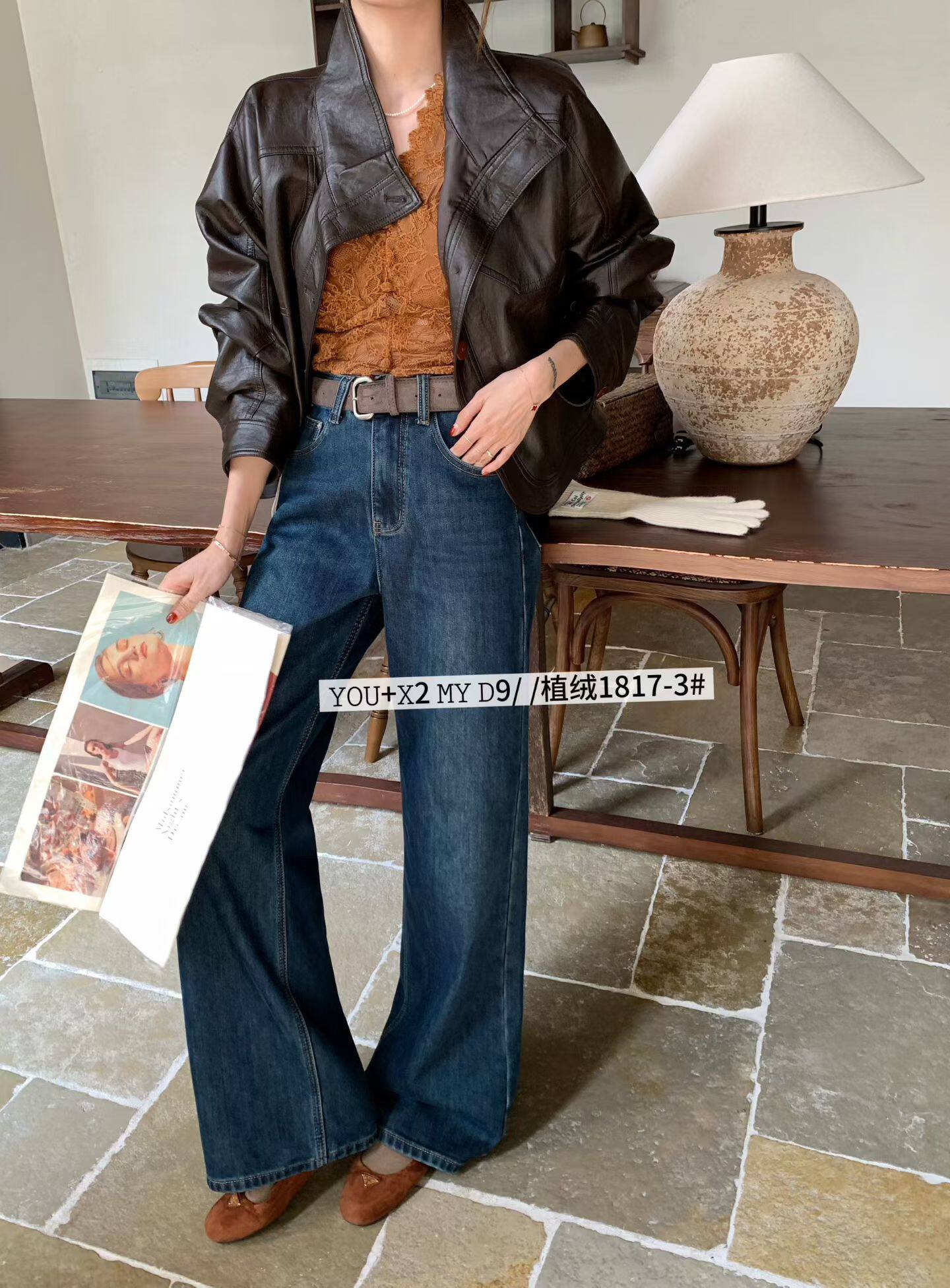 热销爆款2025年冬季新品植绒加厚保暖修身高腰显瘦微喇叭牛仔裤女