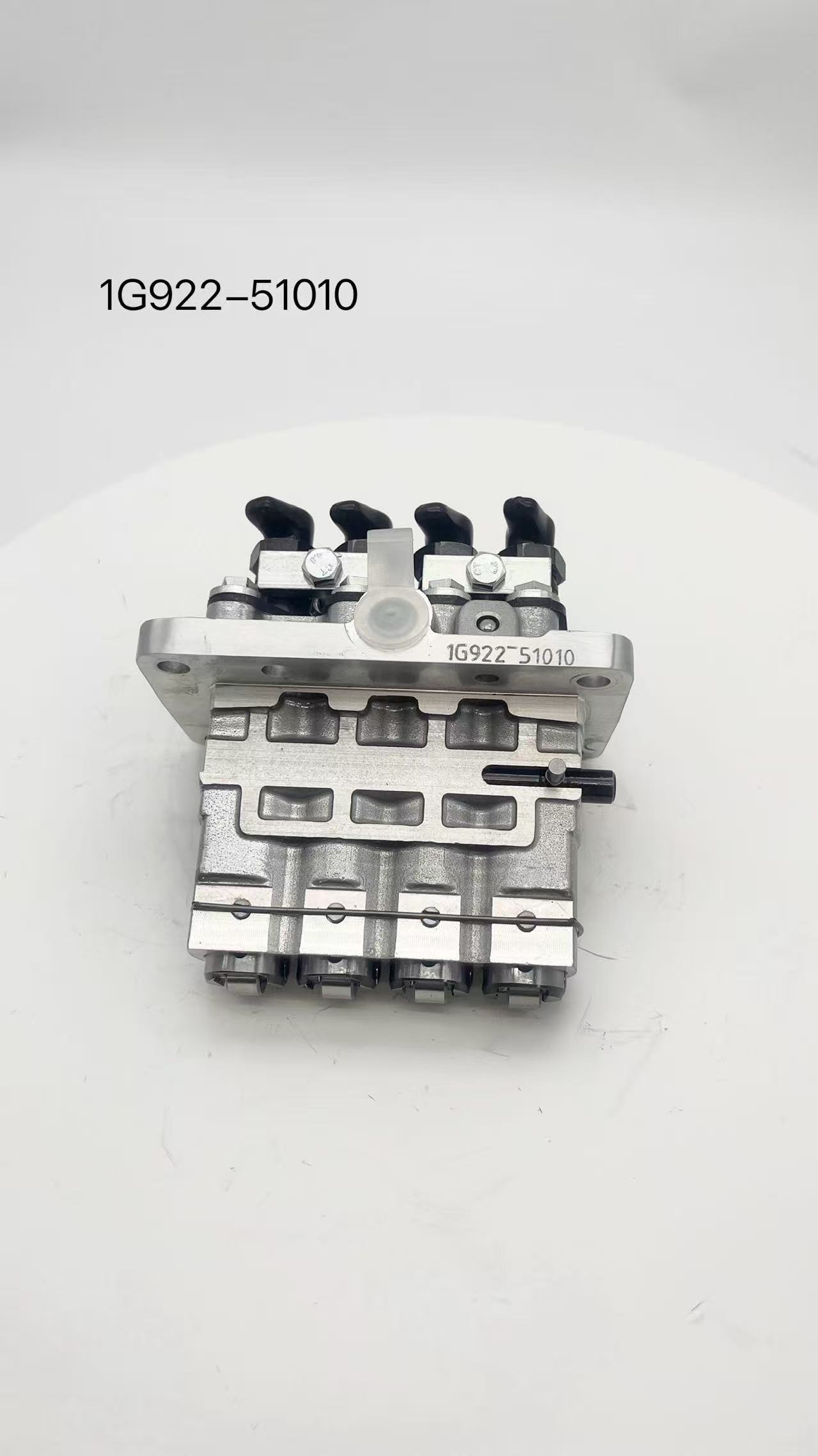 fuel Pump 1G922-51012 1G852-51010配Kubota Engine V2403